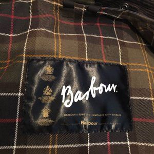 Barbour Classic Beaufort Jacket – Men's Medium